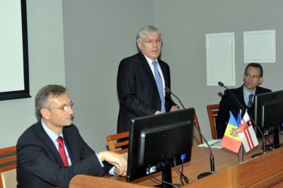 Proiectului REACH-4-Moldova, noiembrie 2014